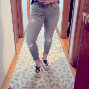 Express - Light Grey Destructed Mid Rise Skinny Ankle - 2S